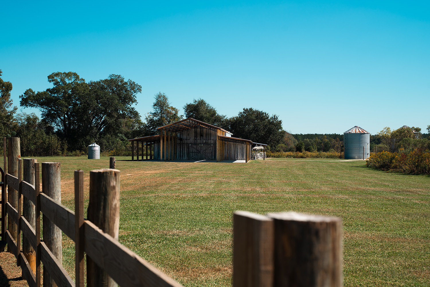 SilosOutside4 Venue Features